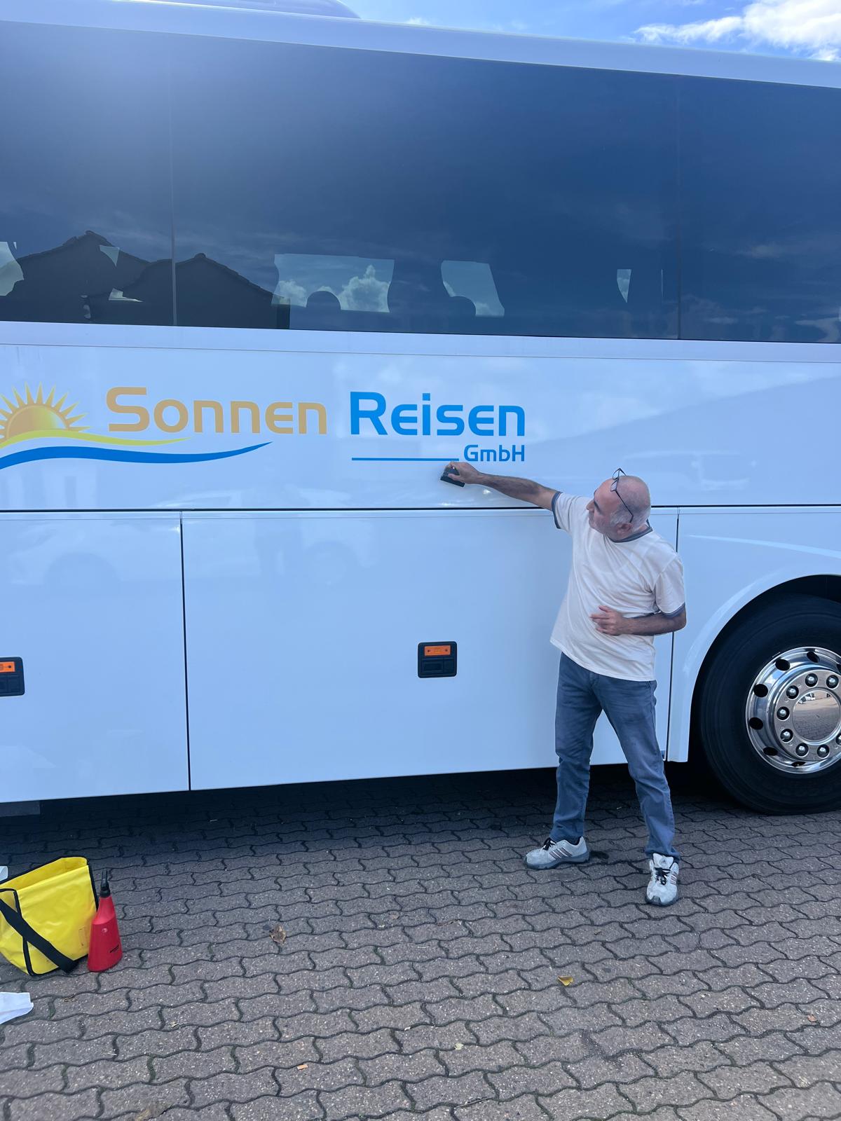 Sonnen Reisen Montage